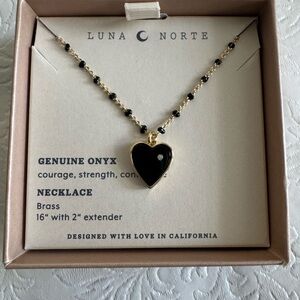 Luna Norte Ónix Heart Necklace